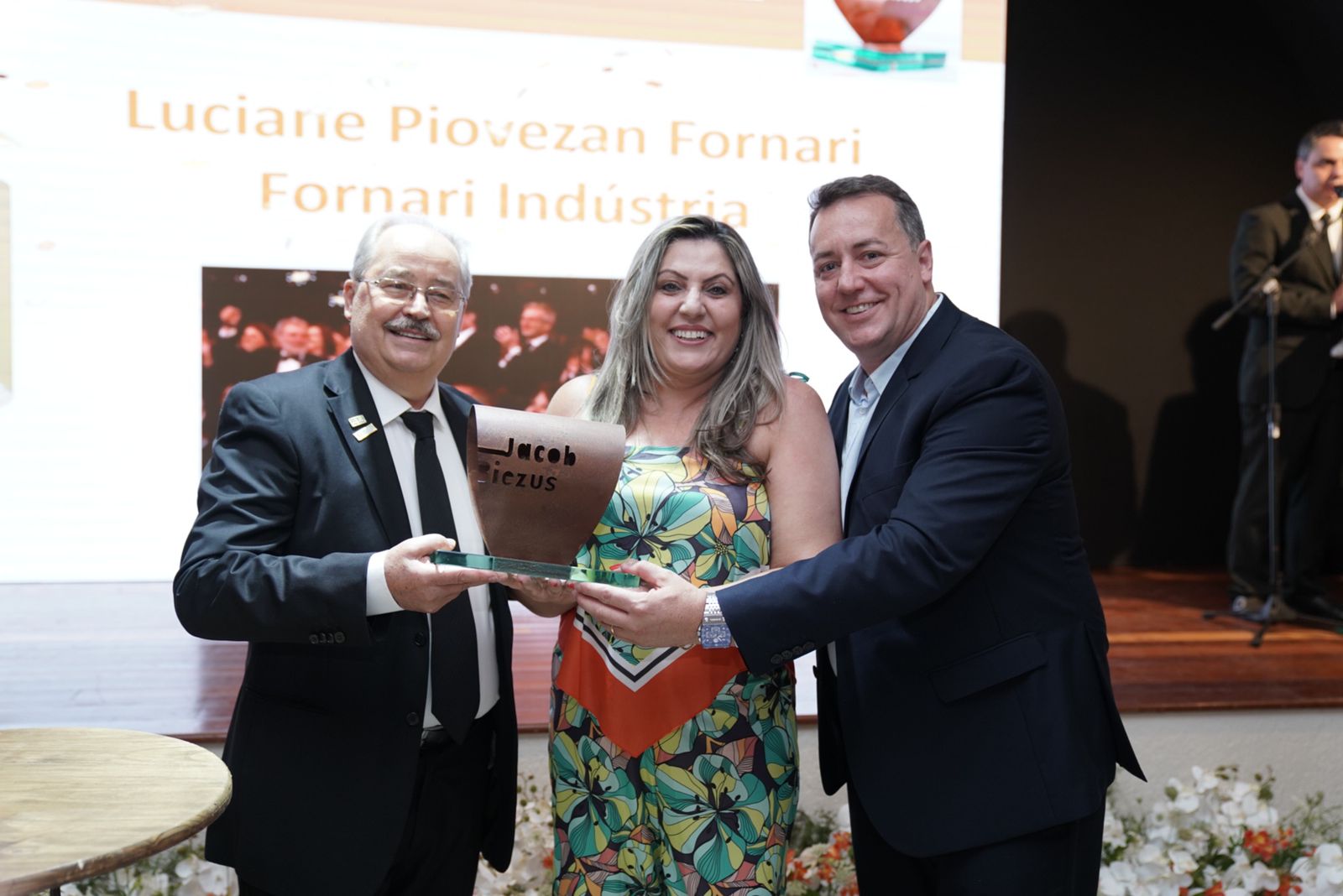 Luciane Fornari é a Empresária do Ano